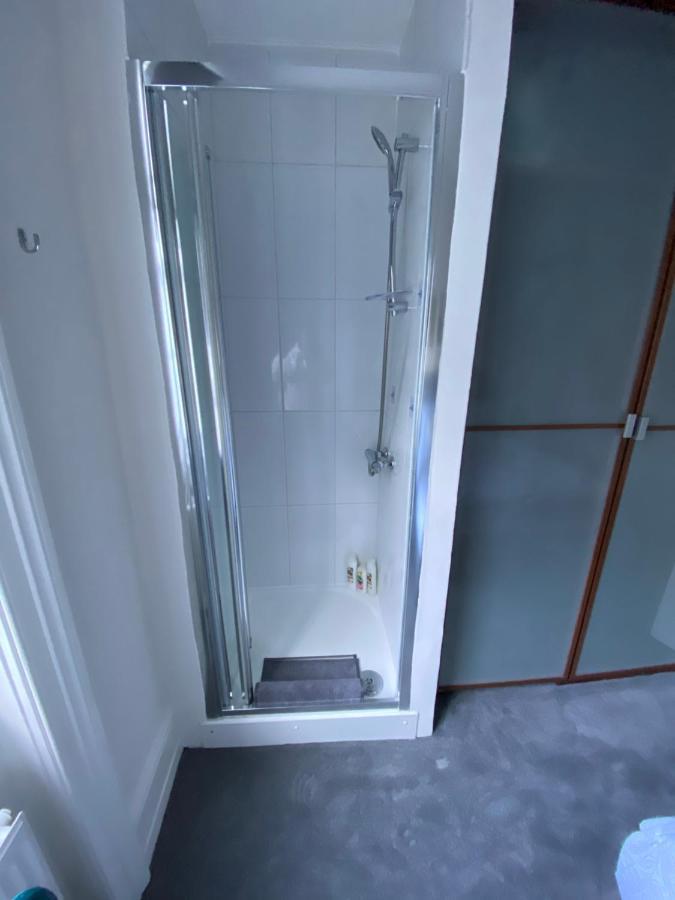 Spacious 2 Bedroom Flat In Paddington London Eksteriør billede