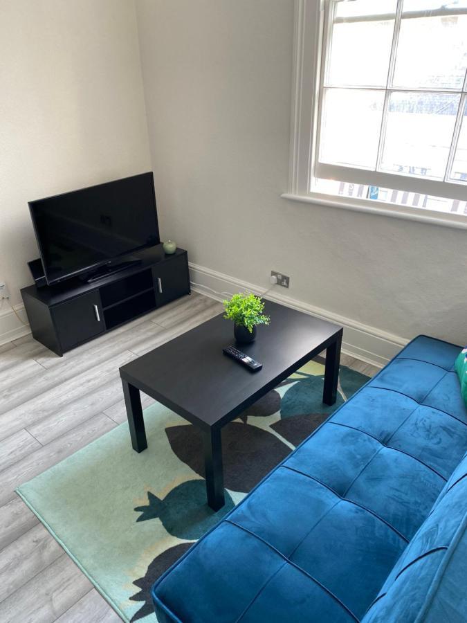 Spacious 2 Bedroom Flat In Paddington London Eksteriør billede